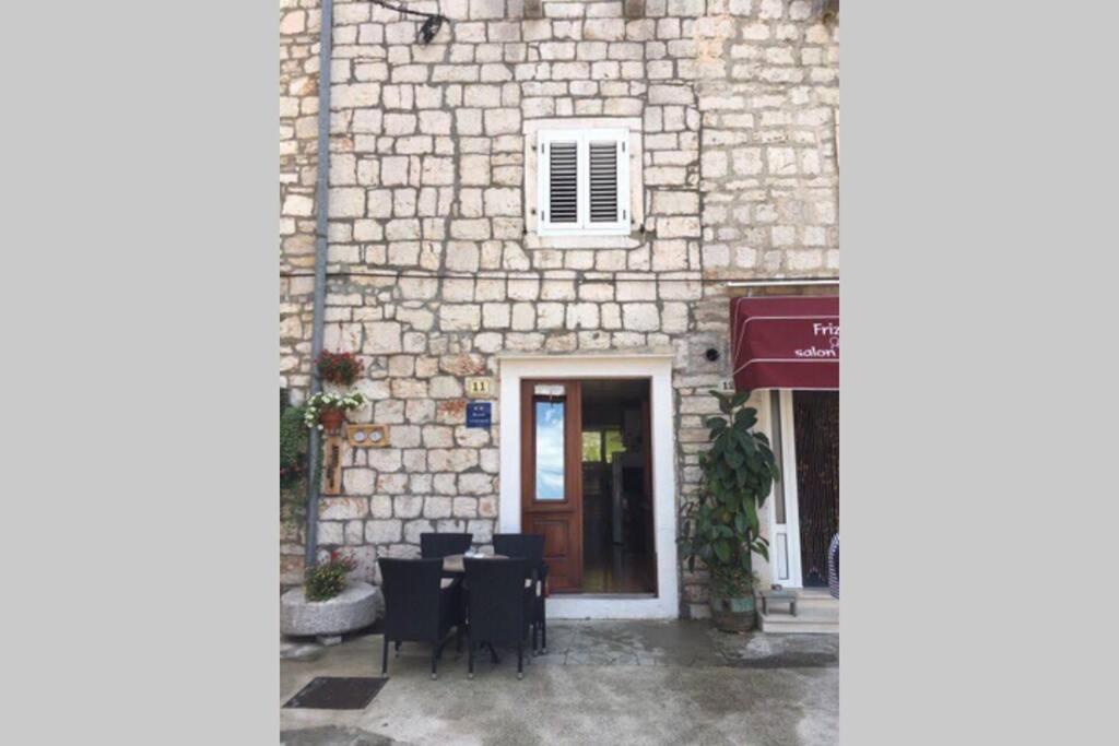 Apartman Knezovic Stari Grad  Esterno foto
