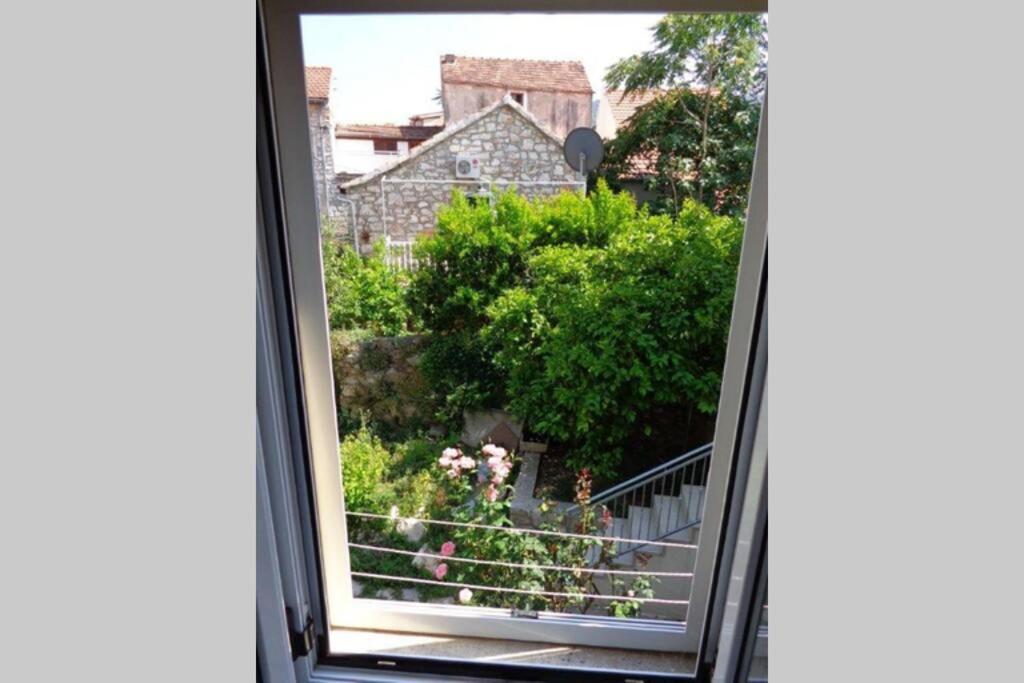 Apartman Knezovic Stari Grad  Esterno foto